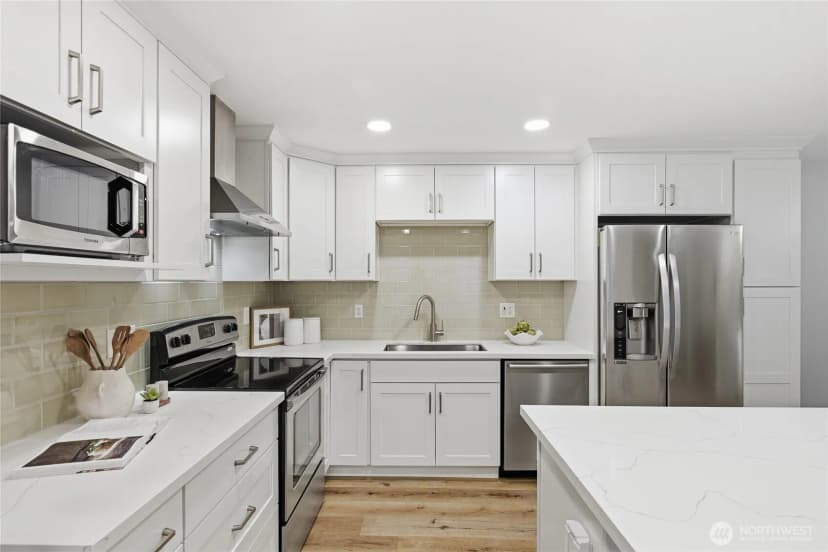 Property photo for 1126 14th Ave #g, Seattle photo 11