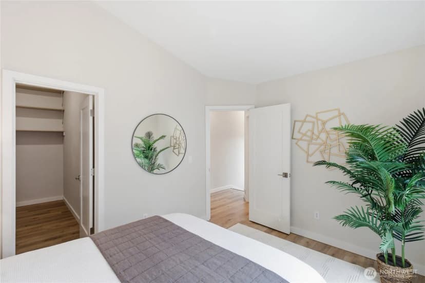 Property photo for 1126 14th Ave #g, Seattle photo 18