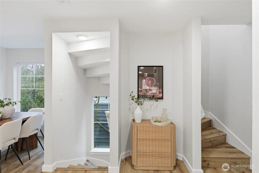 Property photo for 1126 14th Ave #g, Seattle photo 15
