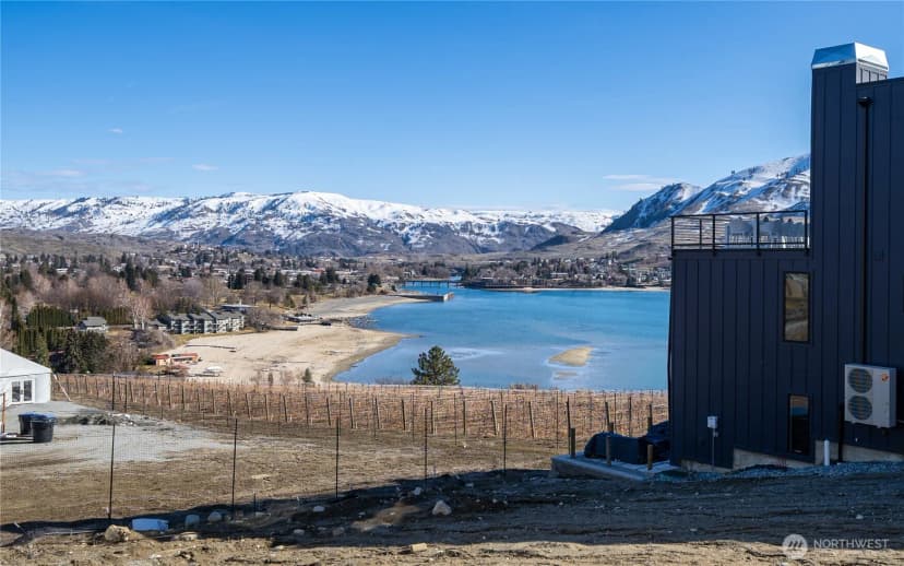 Property photo for 1307 Dragonfly Court, Chelan photo 2