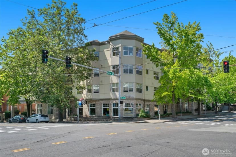 Property photo for 621 5 Avenue N #301, Seattle photo 27