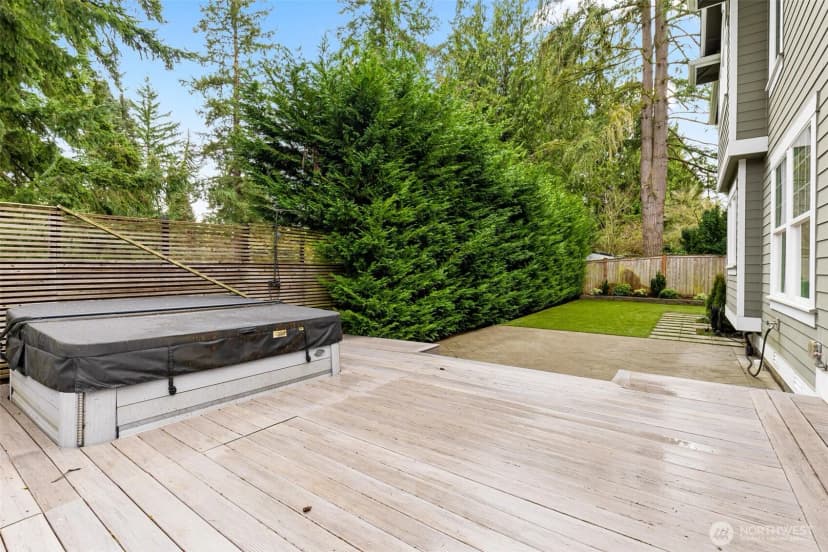 Property photo for 1416 105th Avenue Se, Bellevue photo 36