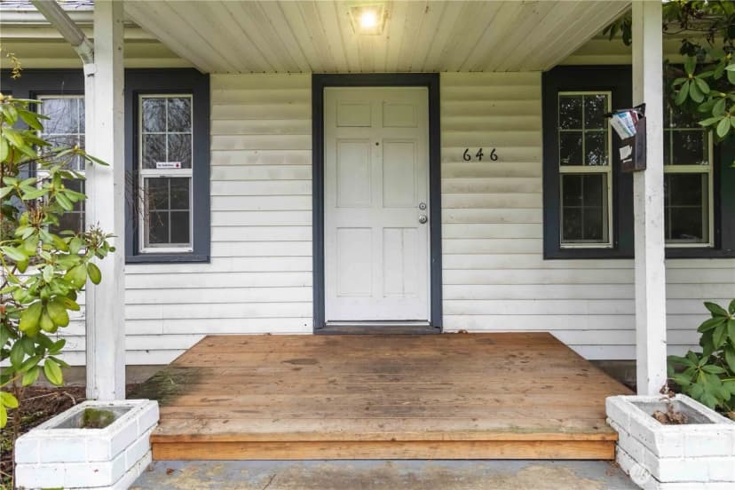 Property photo for 646 23rd Avenue, Longview photo 3