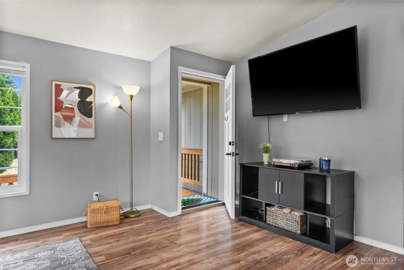 Property photo for 19308 22nd Street Ct Sw, Lakebay photo 6