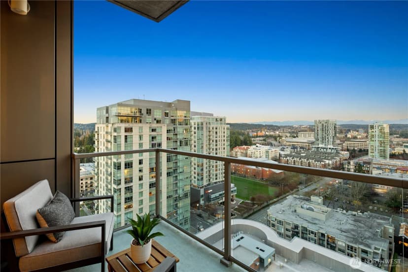Property photo for 10650 Ne 9th Place #2427, Bellevue photo 25