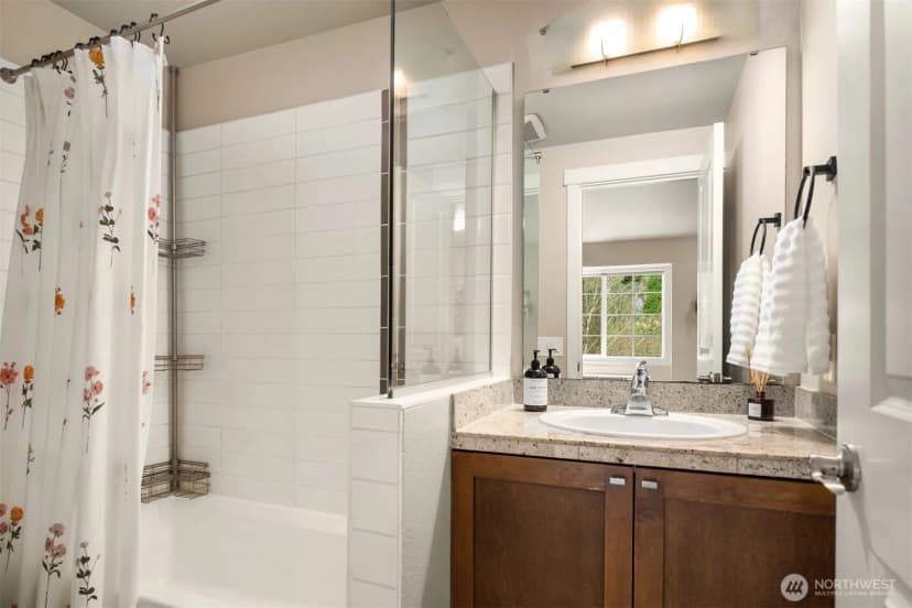 Property photo for 3046 128th Avenue Se #35, Bellevue photo 18