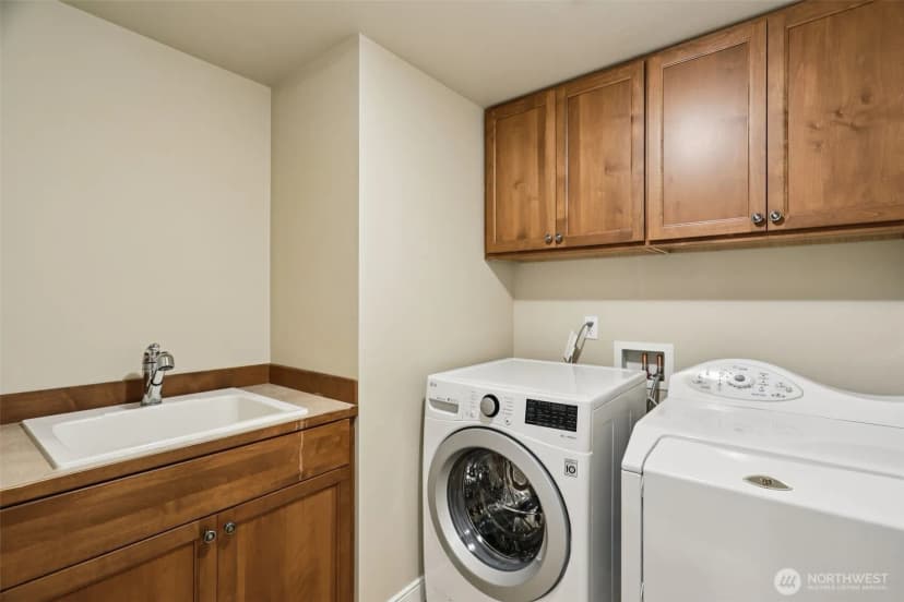 Property photo for 2109 263rd Lane Se, Sammamish photo 19