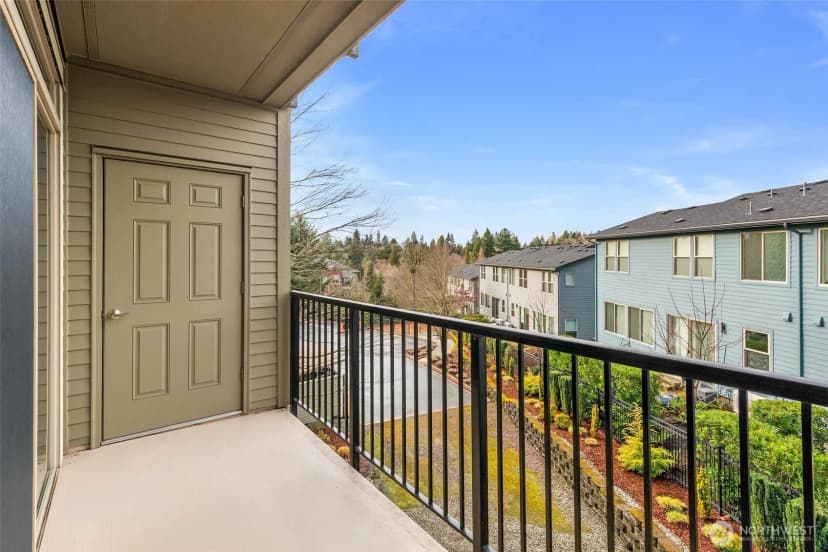 Property photo for 6800 132nd Place Se #e207, Newcastle photo 23