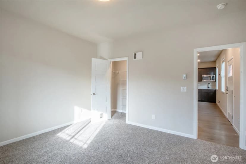 Property photo for 32952 Se Stevens Street, Black Diamond photo 17
