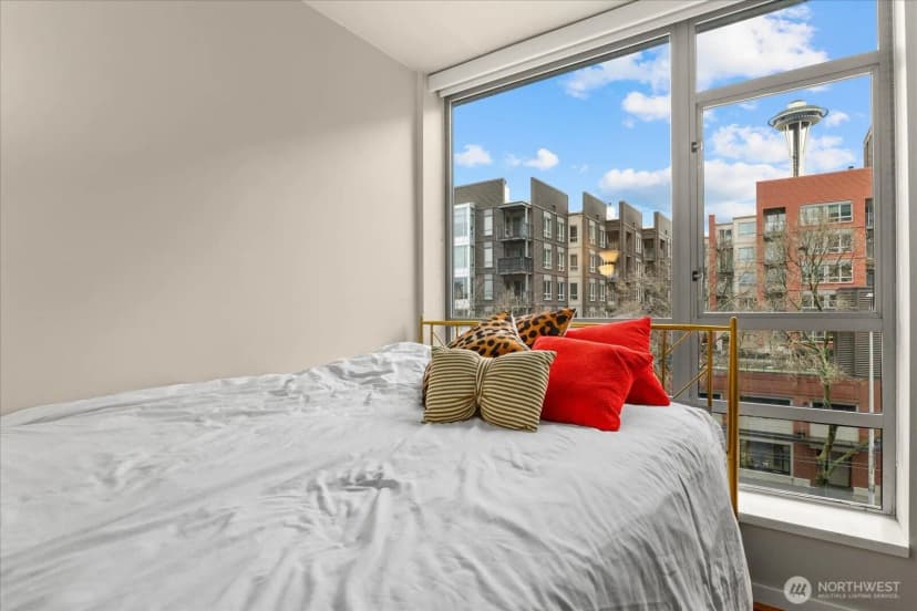 Property photo for 2929 1st Avenue #412, Seattle photo 10