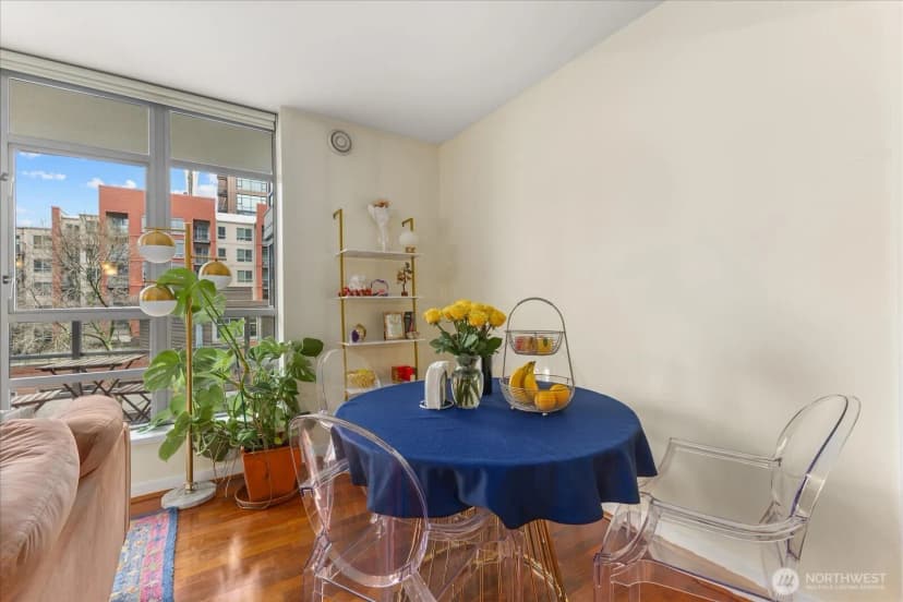Property photo for 2929 1st Avenue #412, Seattle photo 4