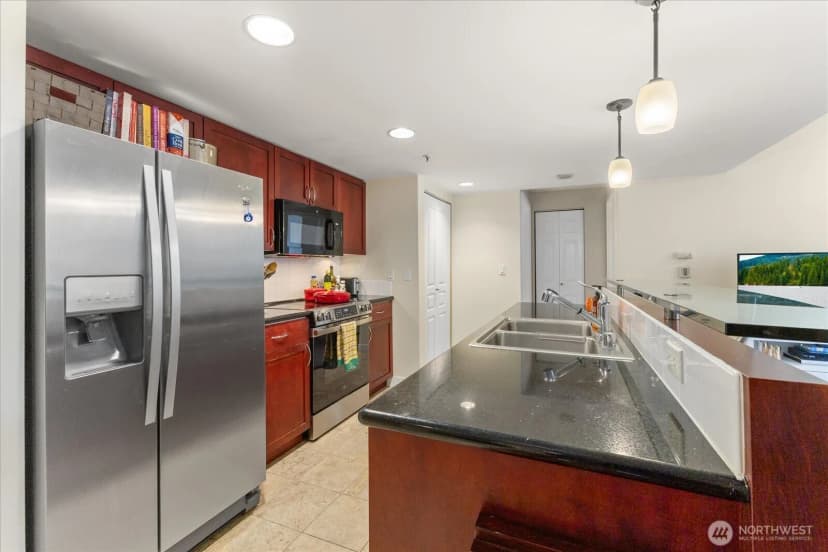 Property photo for 2929 1st Avenue #412, Seattle photo 13