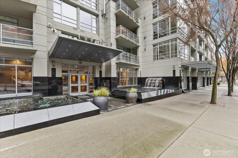 Property photo for 2929 1st Avenue #412, Seattle photo 32