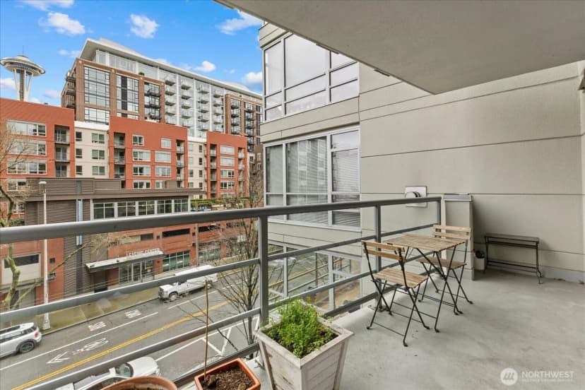 Property photo for 2929 1st Avenue #412, Seattle photo 16