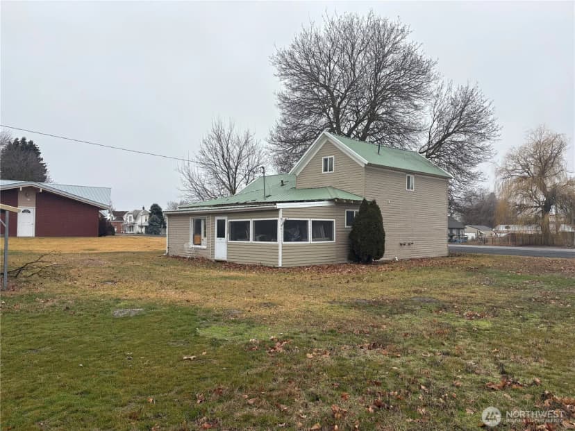 Property photo for 208 N 3rd, Harrington photo 10
