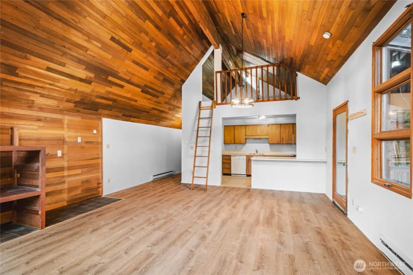 Property photo for 17118 Riverview Way E, Enumclaw photo 16