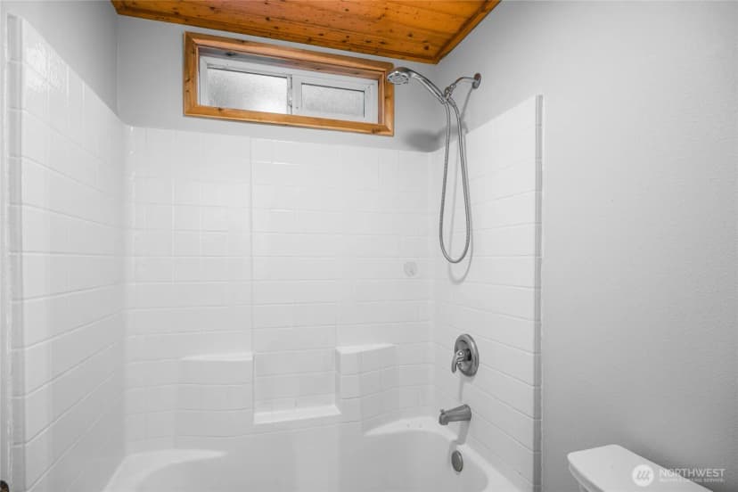 Property photo for 17118 Riverview Way E, Enumclaw photo 36