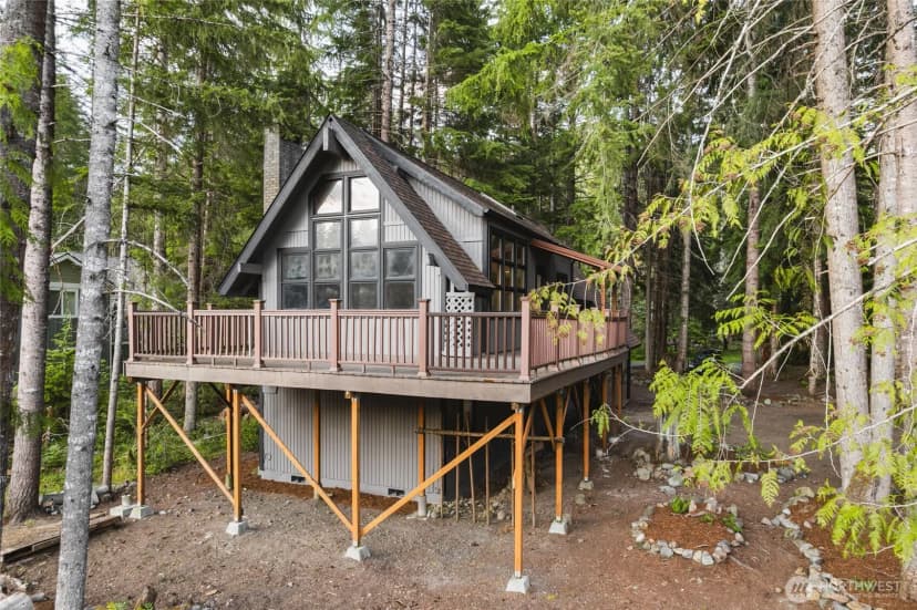 Property photo for 17118 Riverview Way E, Enumclaw photo 6
