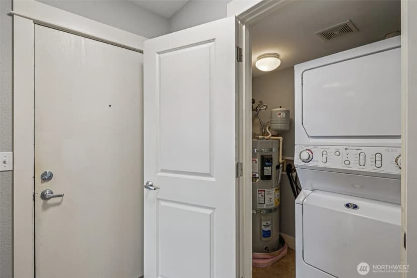 Property photo for 8025 234th Street Sw #116, Edmonds photo 14