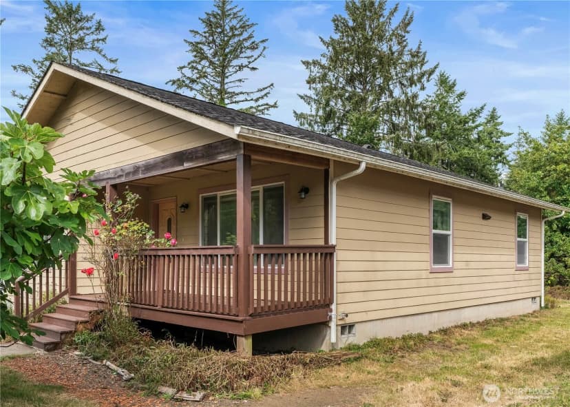 Property photo for 2501 270th Street, Ocean Park