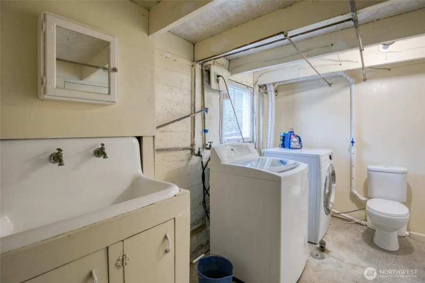 Property photo for 1301 N B Street, Aberdeen photo 35