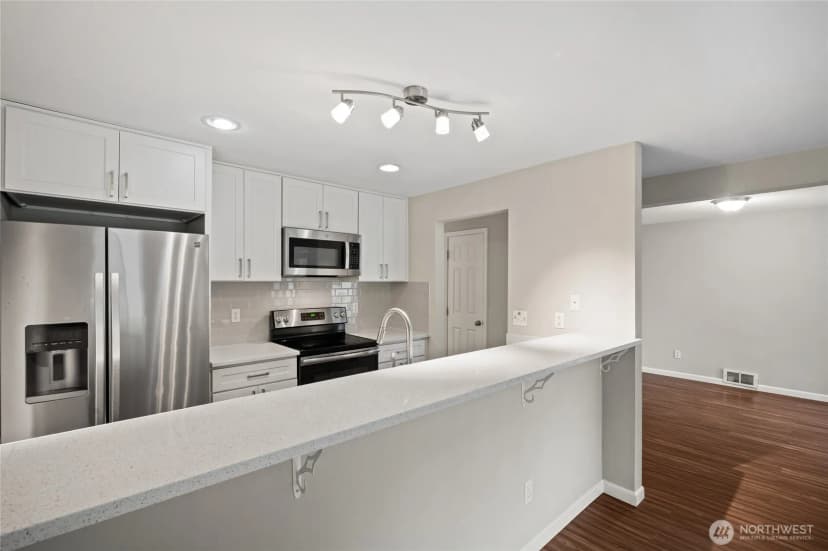 Property photo for 4415 145th Avenue Ne #h5, Bellevue photo 5