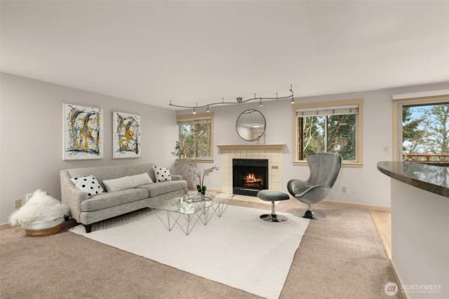Property photo for 8240 126th Avenue Ne #a304, Kirkland photo 3