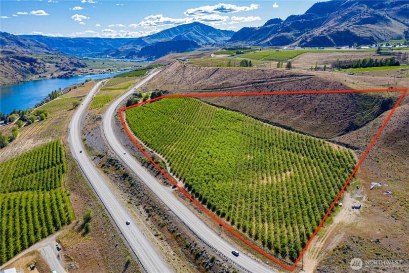 Property photo for 0 Us Hwy 97a, Chelan photo 2