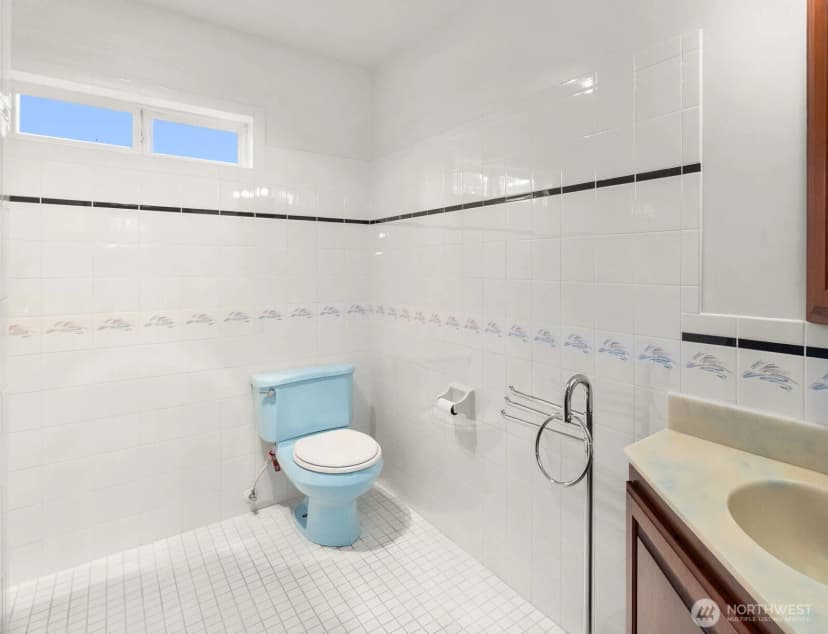 Property photo for 301 E Lila, Westport photo 11
