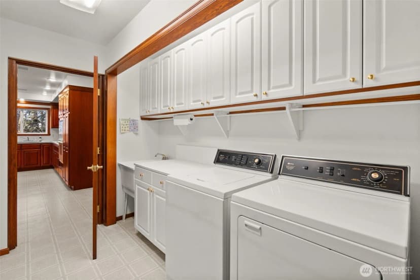 Property photo for 301 E Lila, Westport photo 22