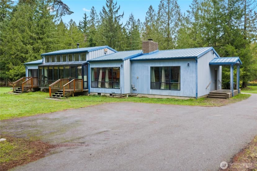 Property photo for 29817 South Skagit Highway, Sedro Woolley photo 2