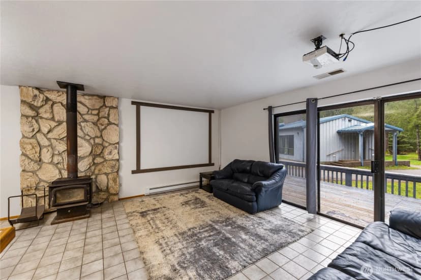 Property photo for 29817 South Skagit Highway, Sedro Woolley photo 21