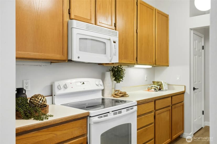 Property photo for 4254 221st Place Se #1088, Issaquah photo 14