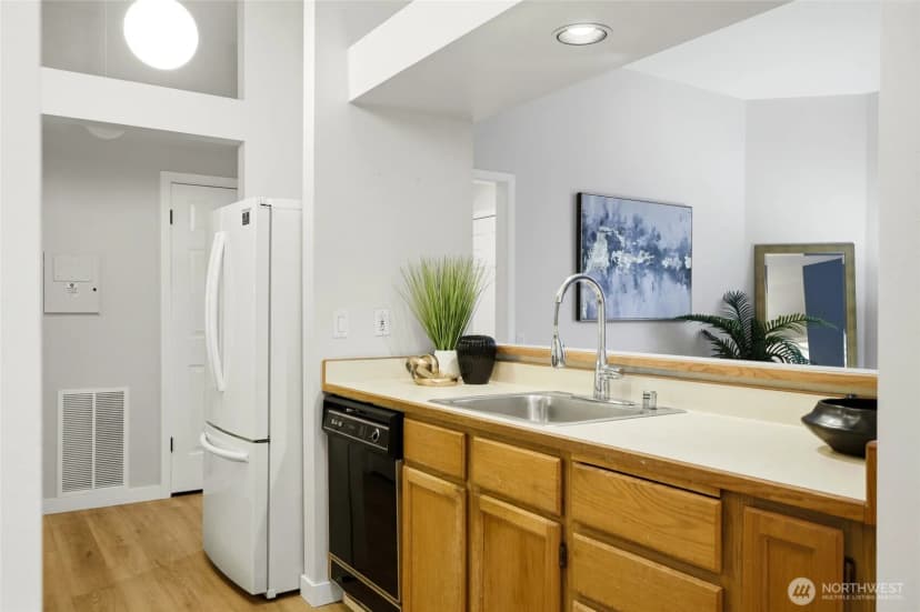 Property photo for 4254 221st Place Se #1088, Issaquah photo 16