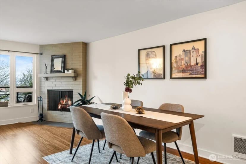 Property photo for 1717 5th Avenue N #103, Seattle photo 8