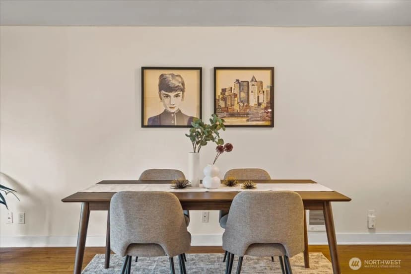 Property photo for 1717 5th Avenue N #103, Seattle photo 14