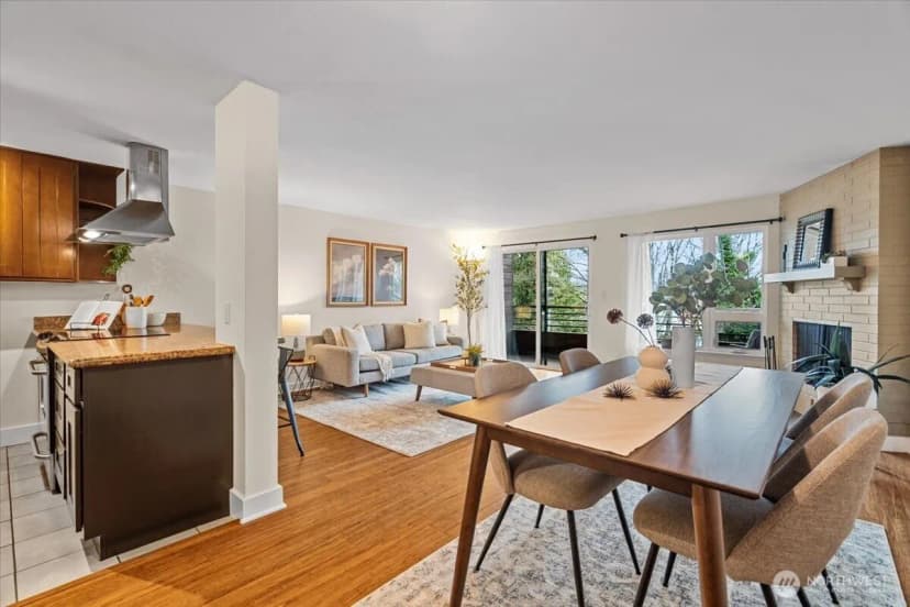 Property photo for 1717 5th Avenue N #103, Seattle photo 11
