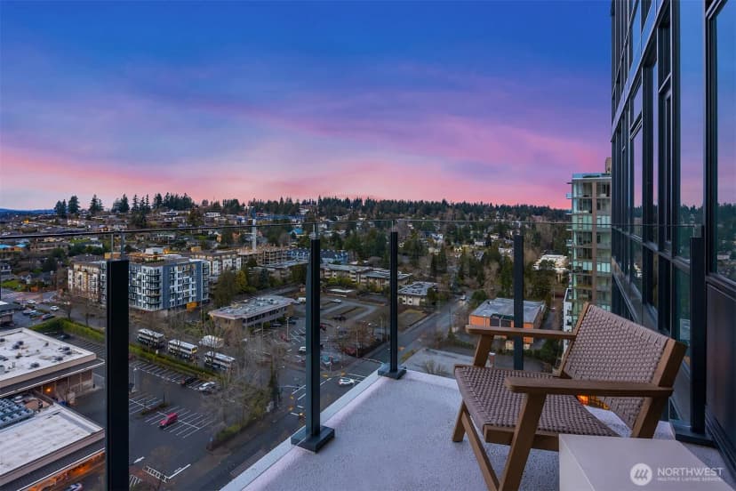 Property photo for 889 Avenue Square Ne #1702, Bellevue photo 14