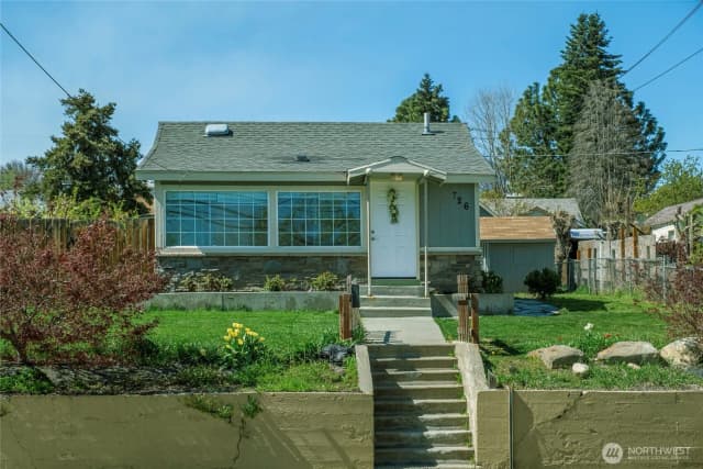 Property photo for 726 Methow Street, Wenatchee photo 4