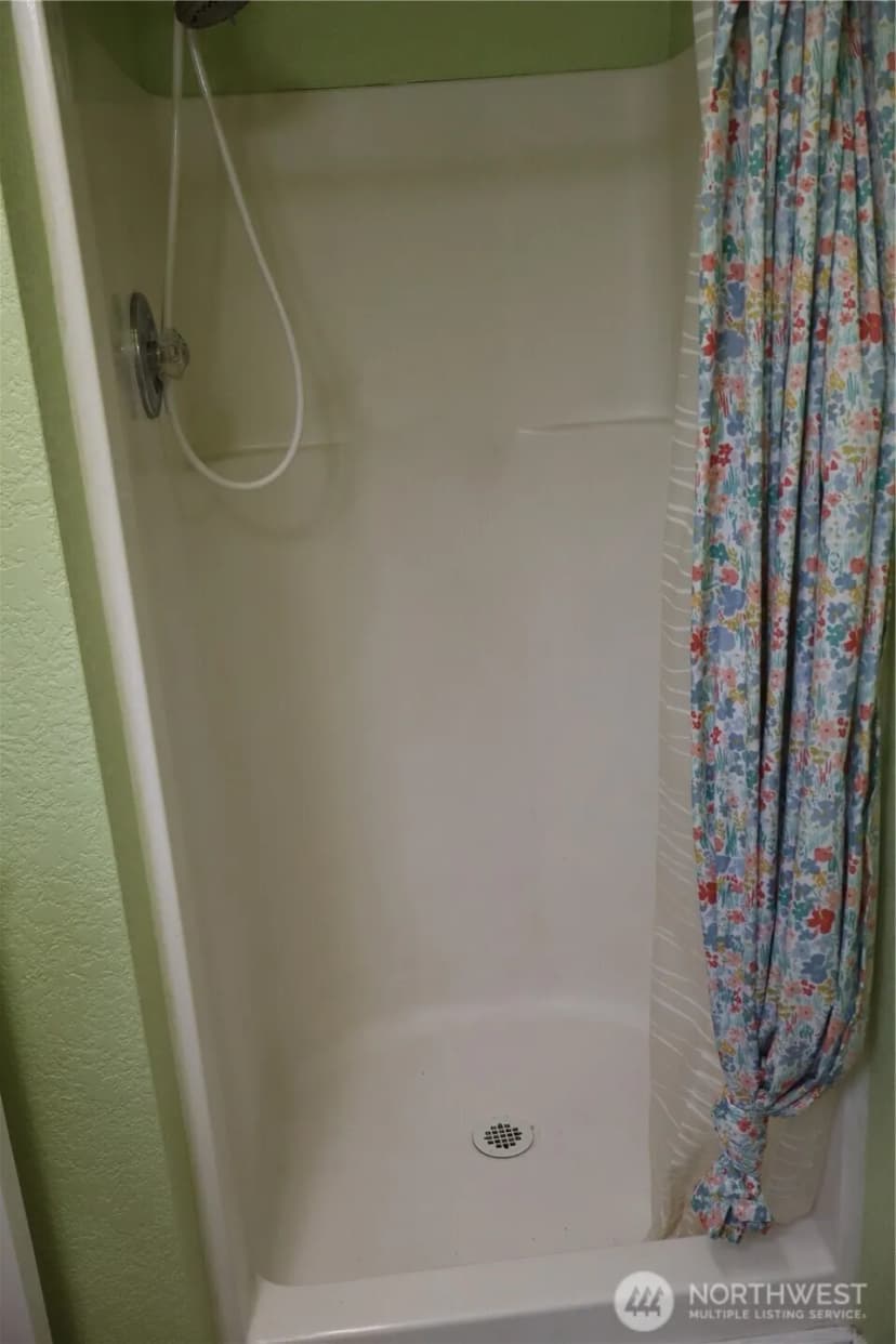 Property photo for 31 E Colvos Pl E, Shelton photo 15