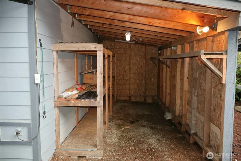 Property photo for 31 E Colvos Pl E, Shelton photo 37