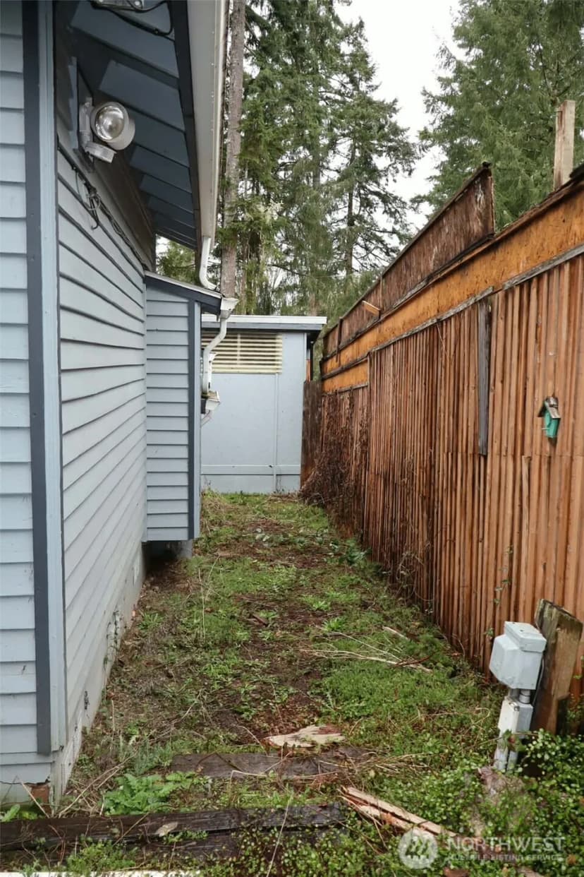 Property photo for 31 E Colvos Pl E, Shelton photo 30