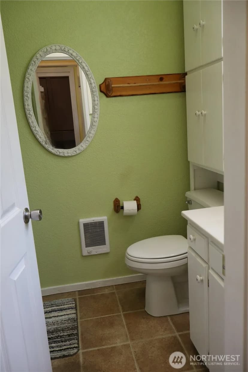 Property photo for 31 E Colvos Pl E, Shelton photo 13