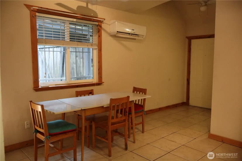 Property photo for 31 E Colvos Pl E, Shelton photo 6