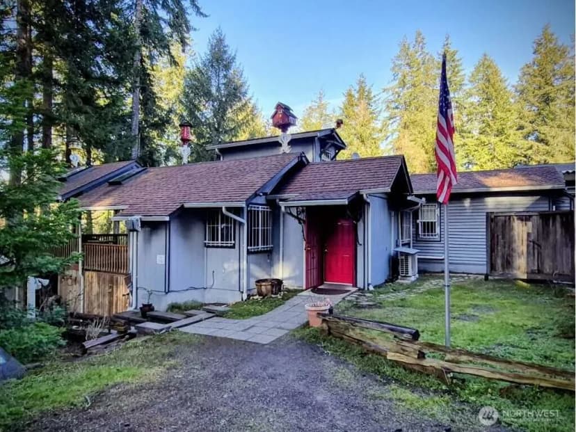 Property photo for 31 E Colvos Pl E, Shelton photo 3