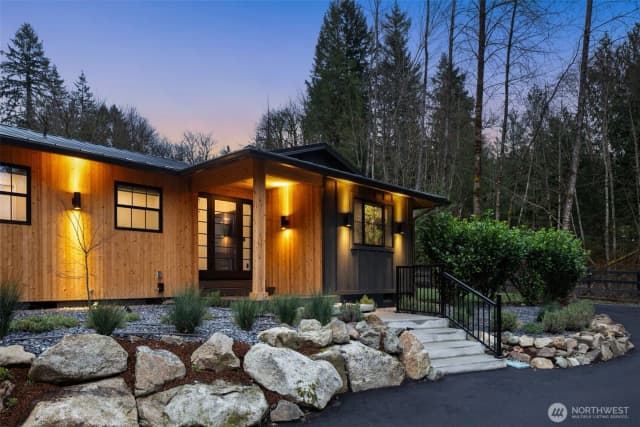 Property photo for 25145 Se Tiger Mountain Road, Issaquah photo 3