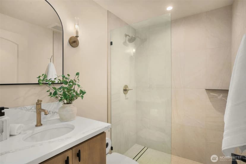 Property photo for 25145 Se Tiger Mountain Road, Issaquah photo 25