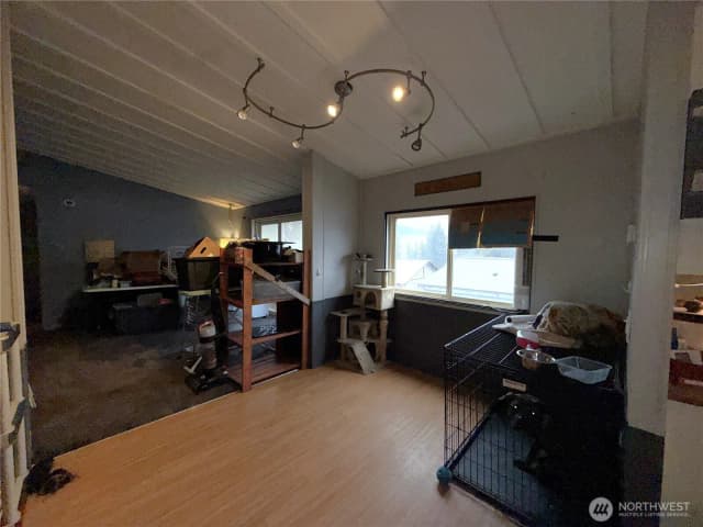 Property photo for 742 S Louisiana Street, Republic photo 5