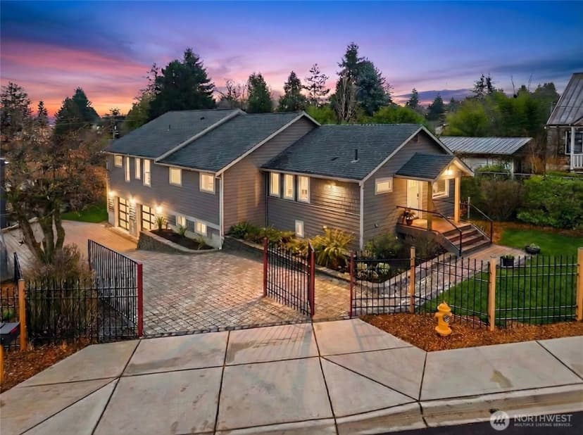 Property photo for 11642 Roseberg Ave S, Burien