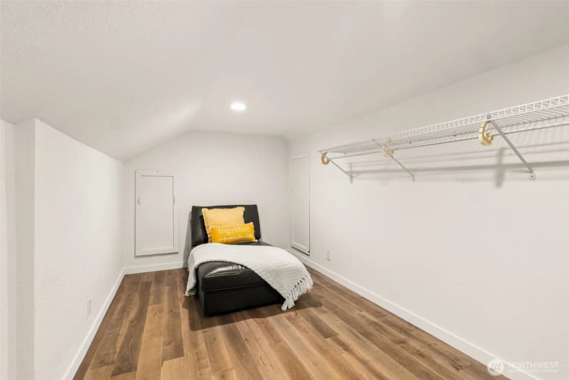 Property photo for 11642 Roseberg Ave S, Burien photo 35